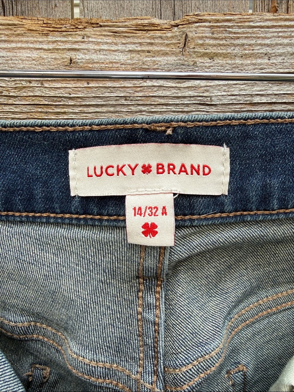 Lucky Brand Sweet Mid Rise Straight Jeans, Medium Wash - Picture 2 of 5